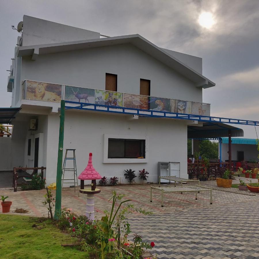 Houbara Resort Sasan Gir Exterior foto